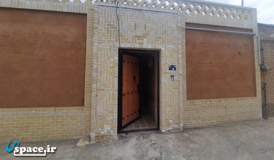 ورودی اقامتگاه کاشانه - شاهرود - شهر بسطام