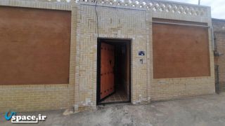ورودی اقامتگاه کاشانه - شاهرود - شهر بسطام